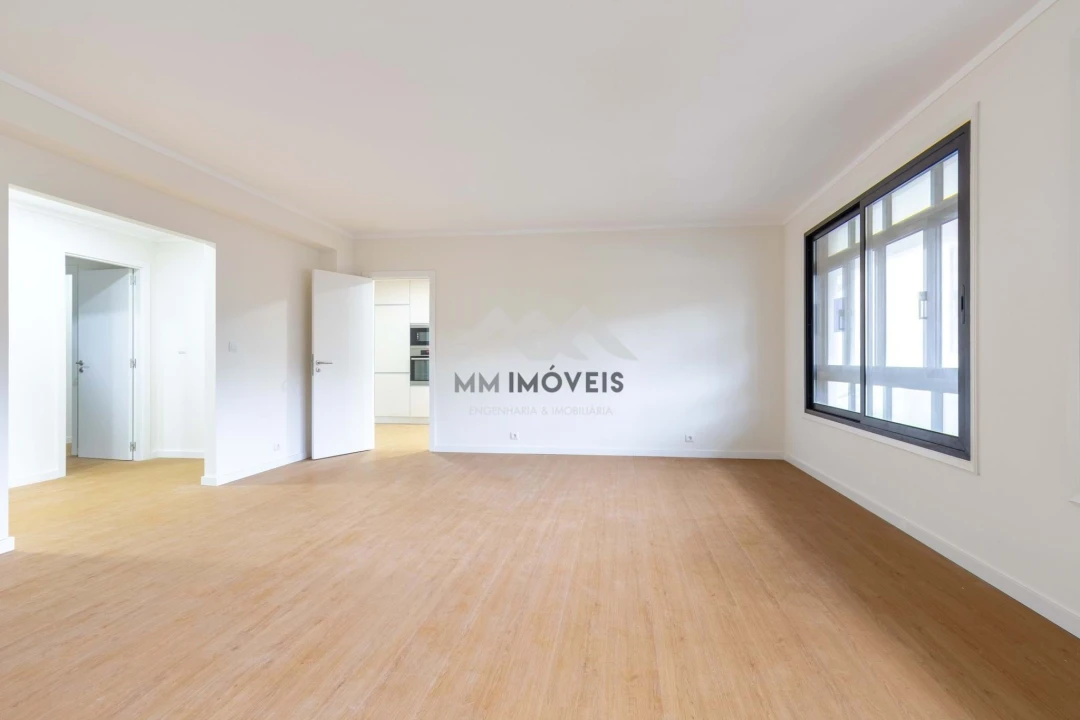 Apartamento T3 para Arrendamento em Aldoar, Foz do Douro e Nevogilde Foto 11