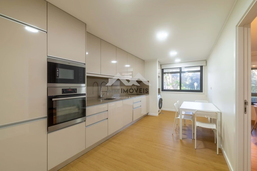 Apartamento T3 para Arrendamento em Aldoar, Foz do Douro e Nevogilde Foto 15