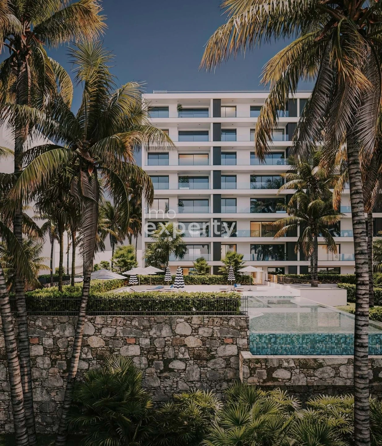 Apartamento T1 para Venda em São Martinho Foto 1