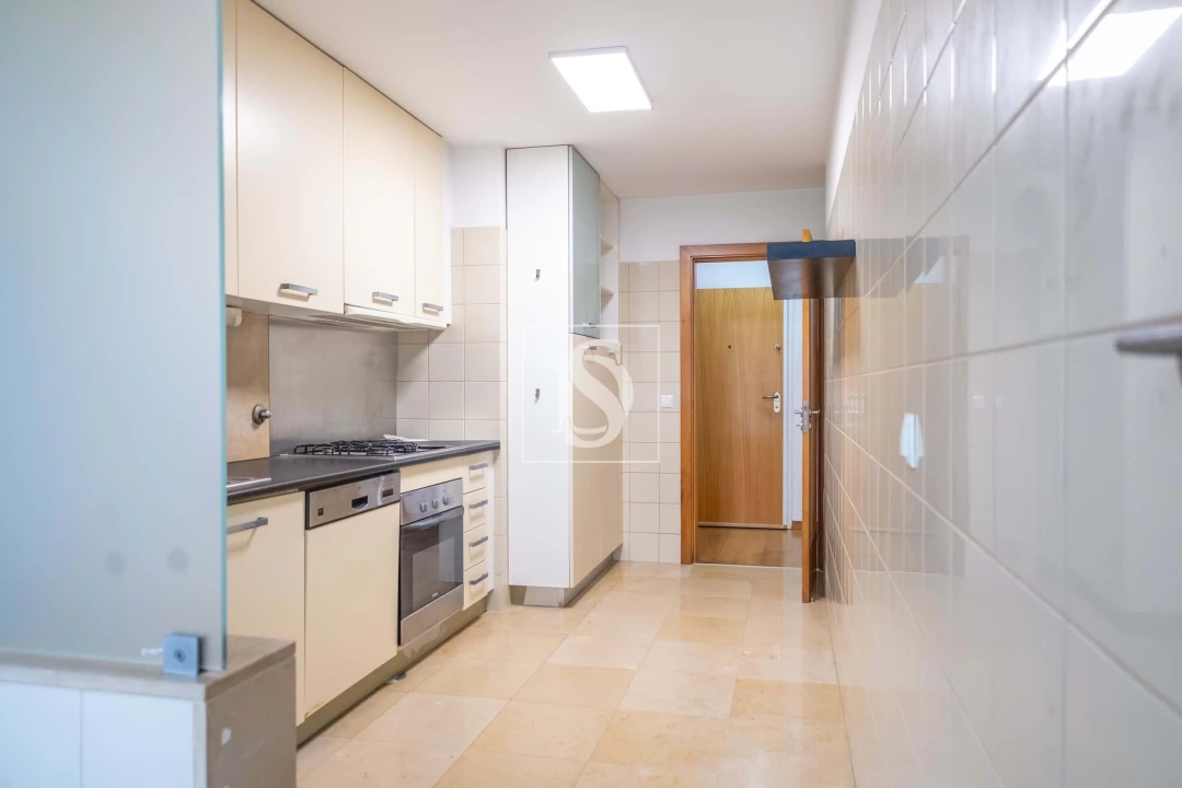 Apartamento T3 para Arrendamento em Matosinhos e Leça da Palmeira Foto 4
