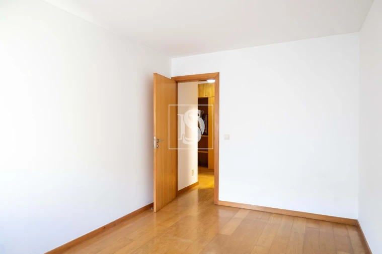 Apartamento T3 para Arrendamento em Matosinhos e Leça da Palmeira Foto 7