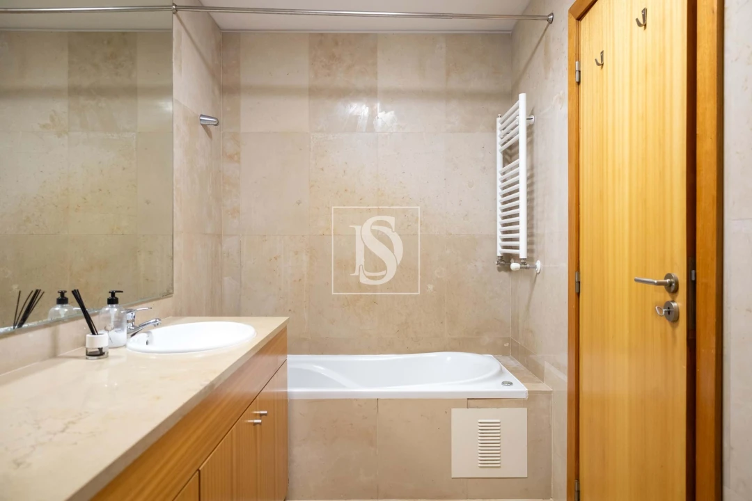 Apartamento T3 para Arrendamento em Matosinhos e Leça da Palmeira Foto 13