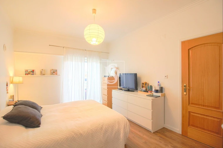 Apartamento T3 para Venda em São Domingos de Rana Foto 19