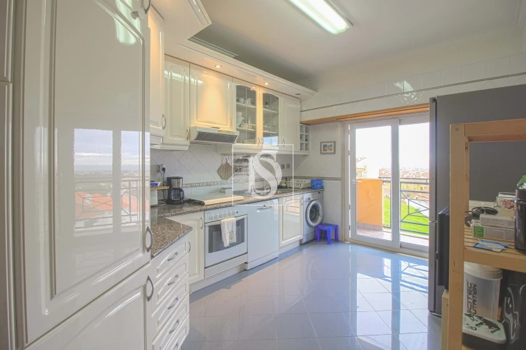 Apartamento T3 para Venda em São Domingos de Rana Foto 10