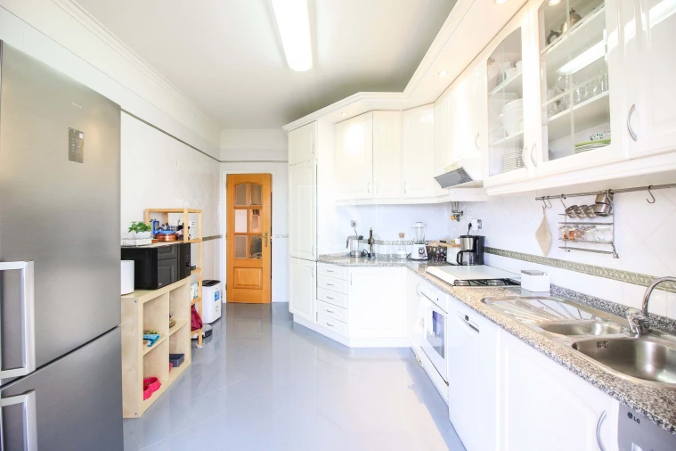 Apartamento T3 para Venda em São Domingos de Rana Foto 13