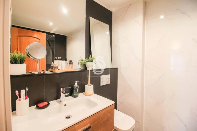 Apartamento T3 para Venda em São Domingos de Rana Foto 21