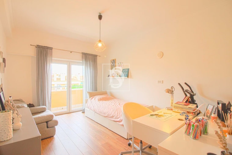 Apartamento T3 para Venda em São Domingos de Rana Foto 27