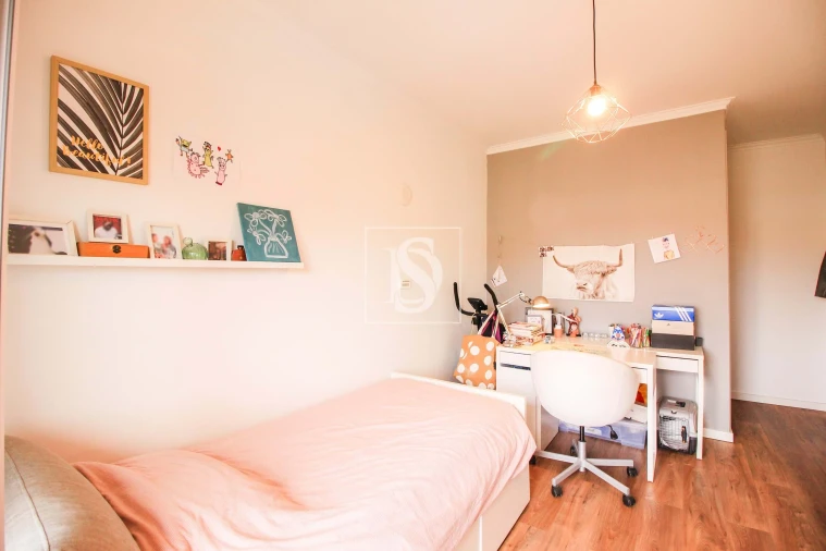 Apartamento T3 para Venda em São Domingos de Rana Foto 28