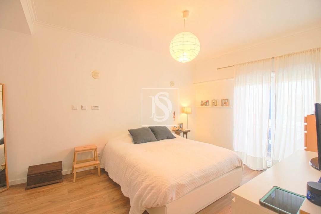 Apartamento T3 para Venda em São Domingos de Rana Foto 17