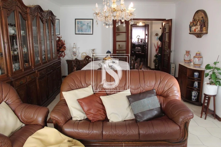 Apartamento T3 para Venda em Paços de Ferreira Foto 6