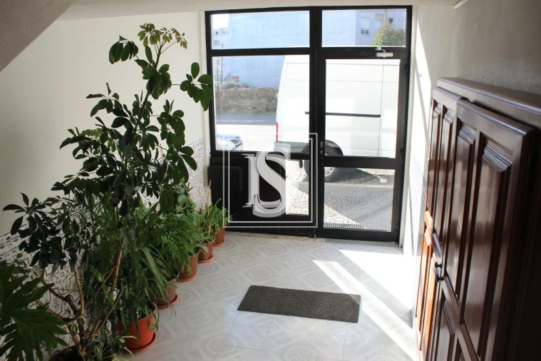 Apartamento T3 para Venda em Paços de Ferreira Foto 5