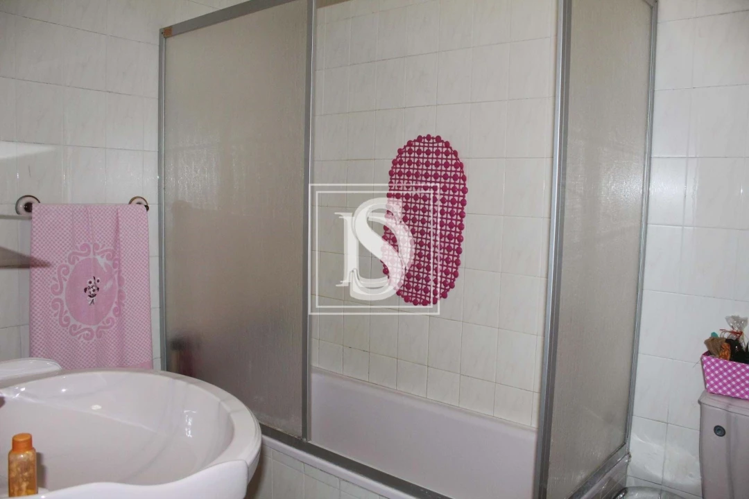 Apartamento T3 para Venda em Paços de Ferreira Foto 10