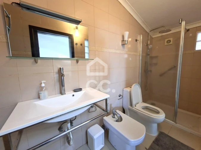 Moradia T2 para Venda em São Bras Foto 11