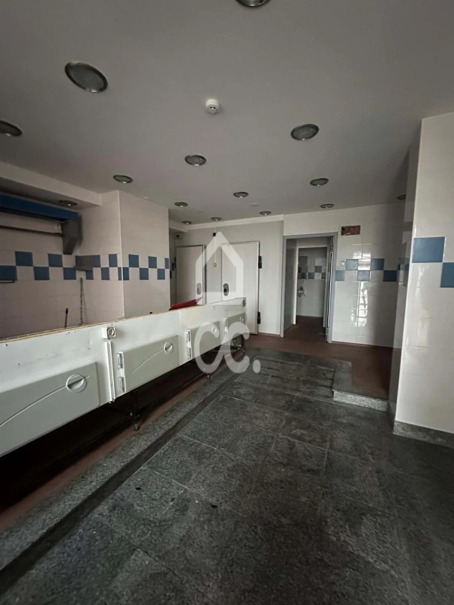 Negócio para Venda em Loures Foto 3