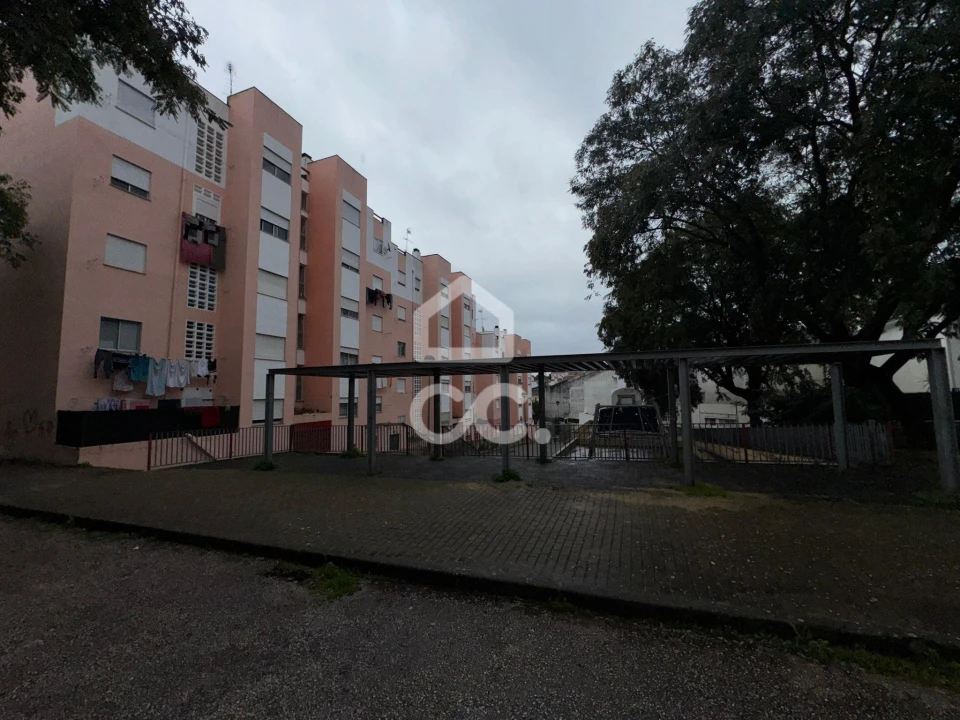 Negócio para Venda em Loures Foto 14
