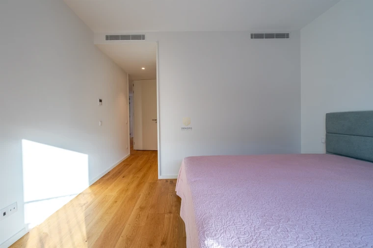 Apartamento T4 para Venda em Mafamude e Vilar do Paraíso Foto 28