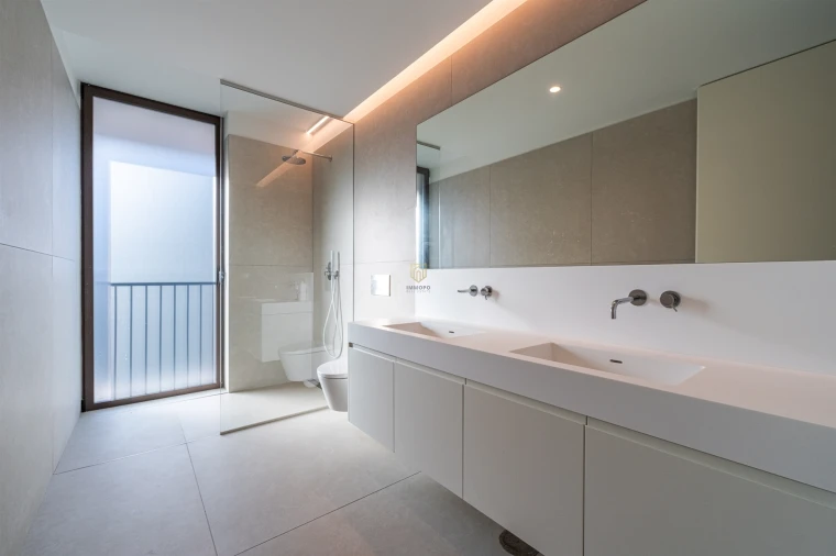 Apartamento T4 para Venda em Mafamude e Vilar do Paraíso Foto 26