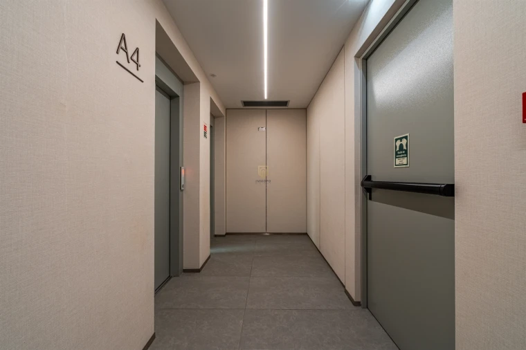 Apartamento T4 para Venda em Mafamude e Vilar do Paraíso Foto 35