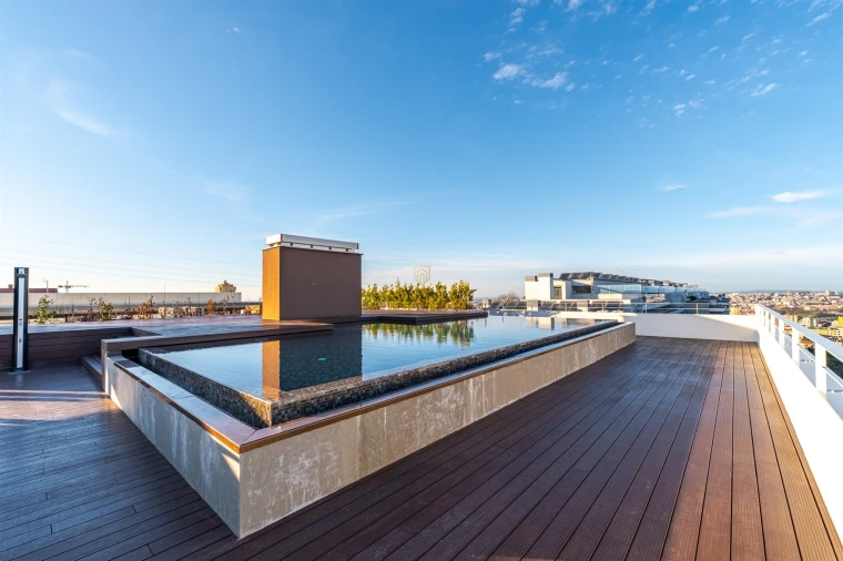 Apartamento T4 para Venda em Mafamude e Vilar do Paraíso Foto 39