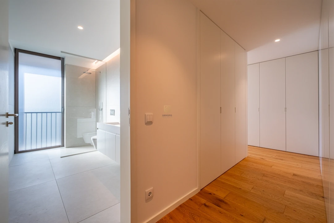 Apartamento T4 para Venda em Mafamude e Vilar do Paraíso Foto 25