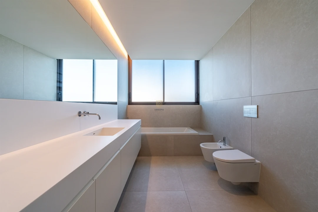 Apartamento T4 para Venda em Mafamude e Vilar do Paraíso Foto 21