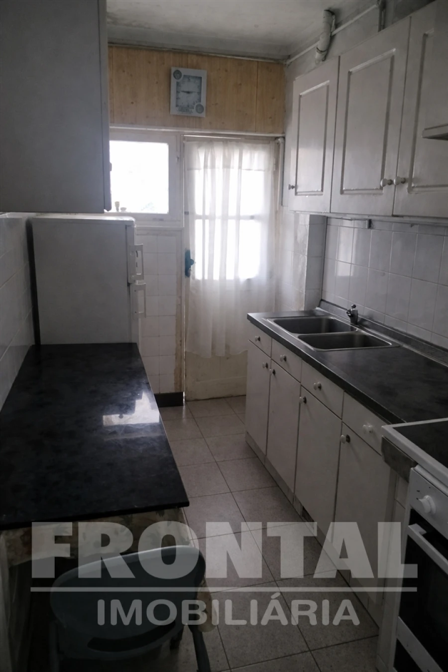 Apartamento T1 para Venda em Oliveira do Douro Foto 5