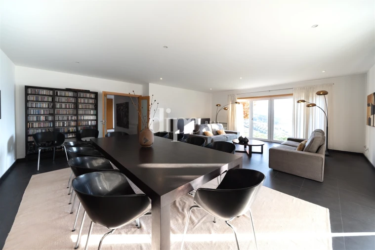 Moradia T4 para Venda em Infias Foto 7