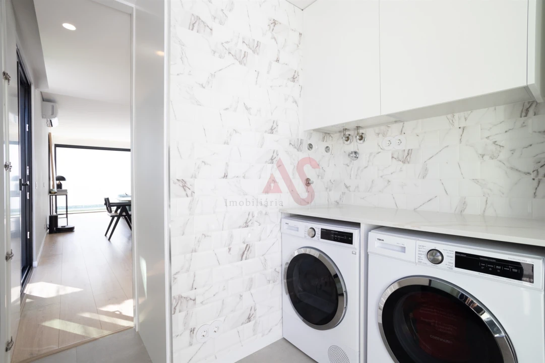 Moradia T4 para Venda em Fernao Ferro Foto 30