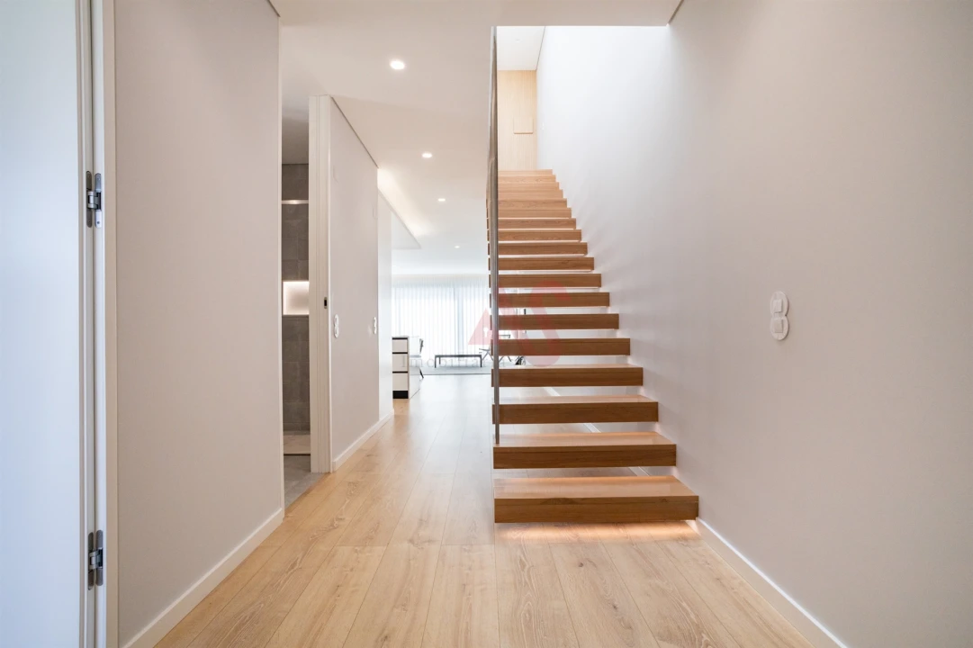 Moradia T4 para Venda em Fernao Ferro Foto 21