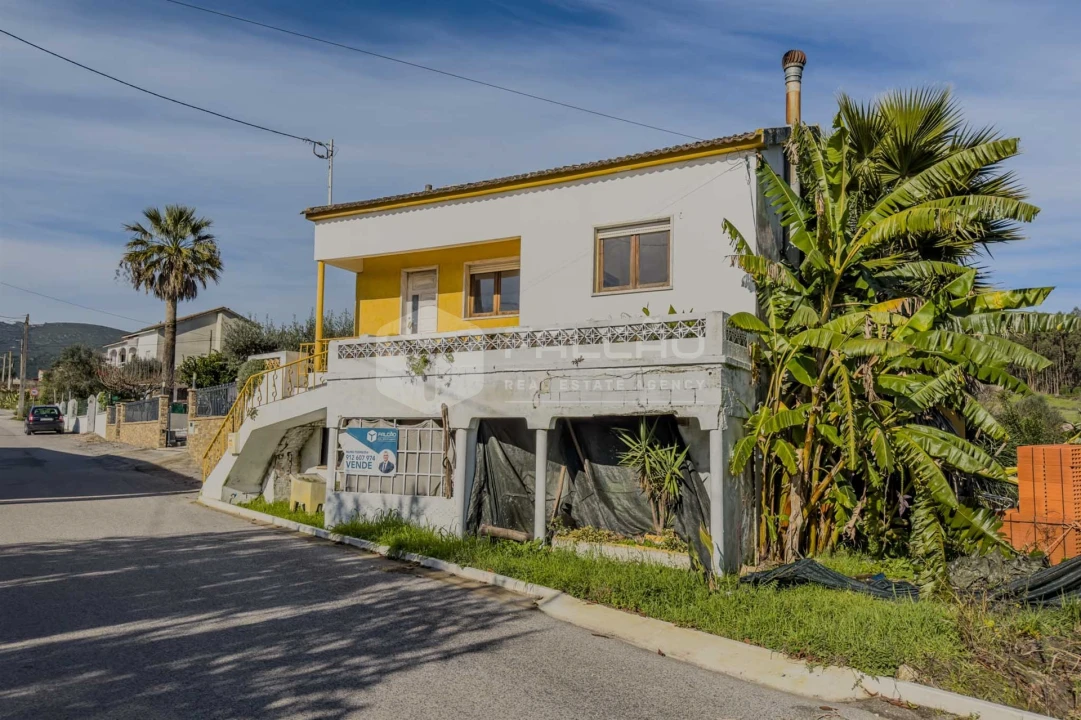 Moradia T3 para Venda em Alcobertas Foto 1