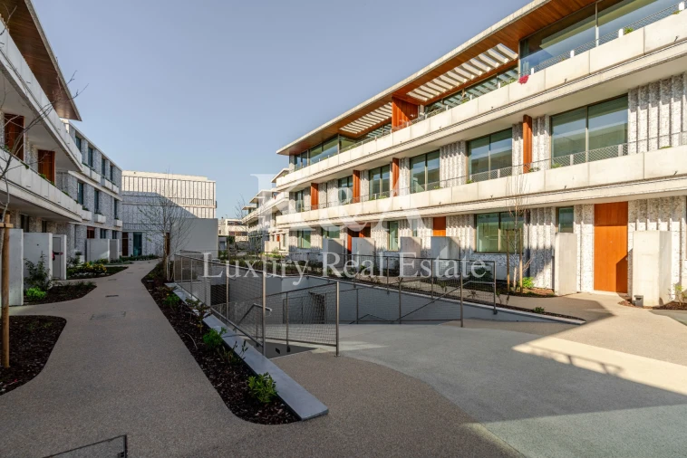 Moradia T3 para Venda em Aldoar, Foz do Douro e Nevogilde Foto 3