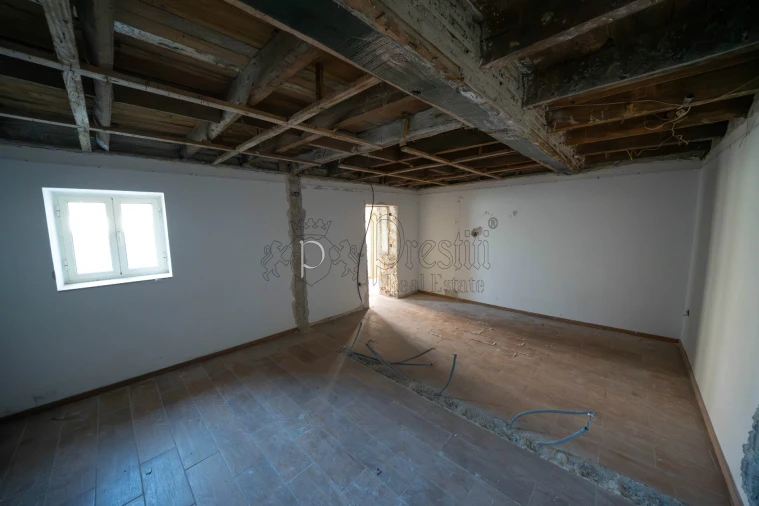 Moradia T5 para Venda em Lordelo Foto 40