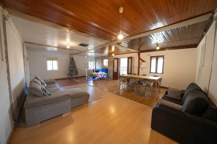 Moradia T5 para Venda em Lordelo Foto 19