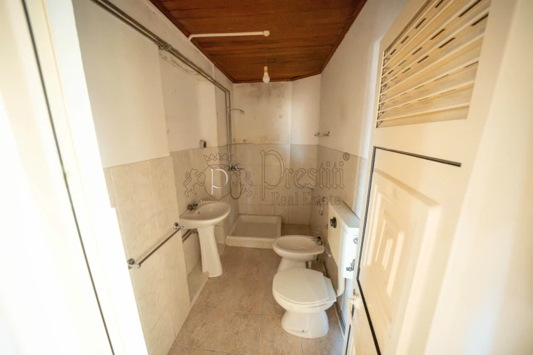 Moradia T5 para Venda em Lordelo Foto 30