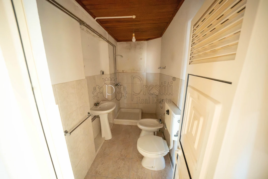 Moradia T5 para Venda em Lordelo Foto 30