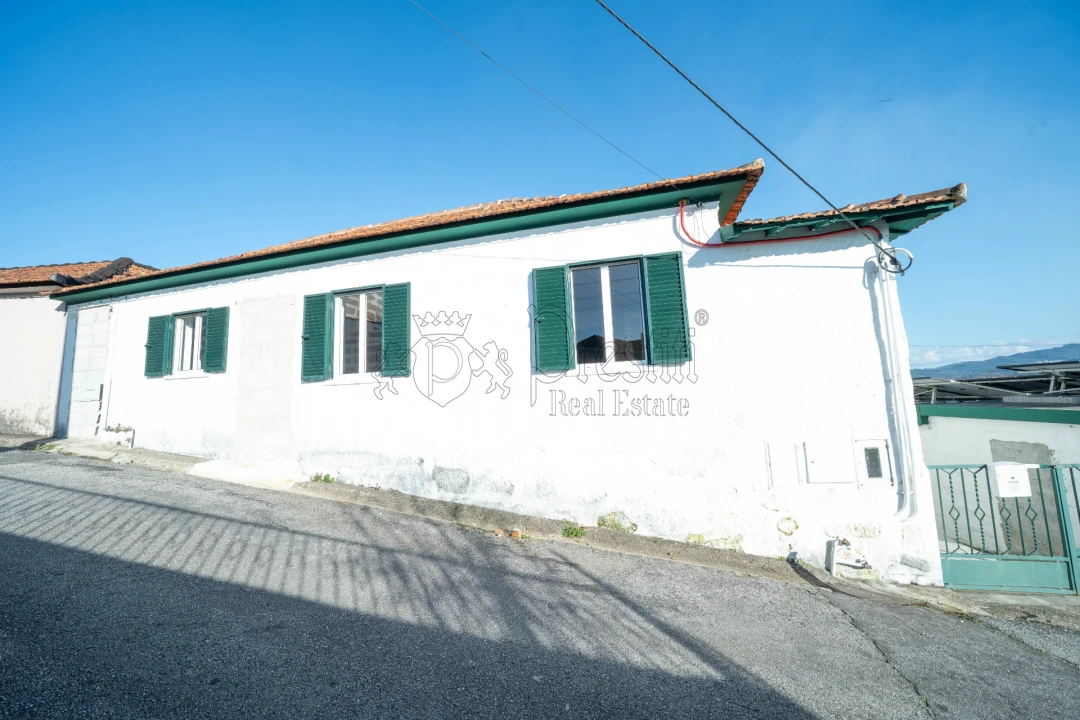 Moradia T5 para Venda em Lordelo Foto 5