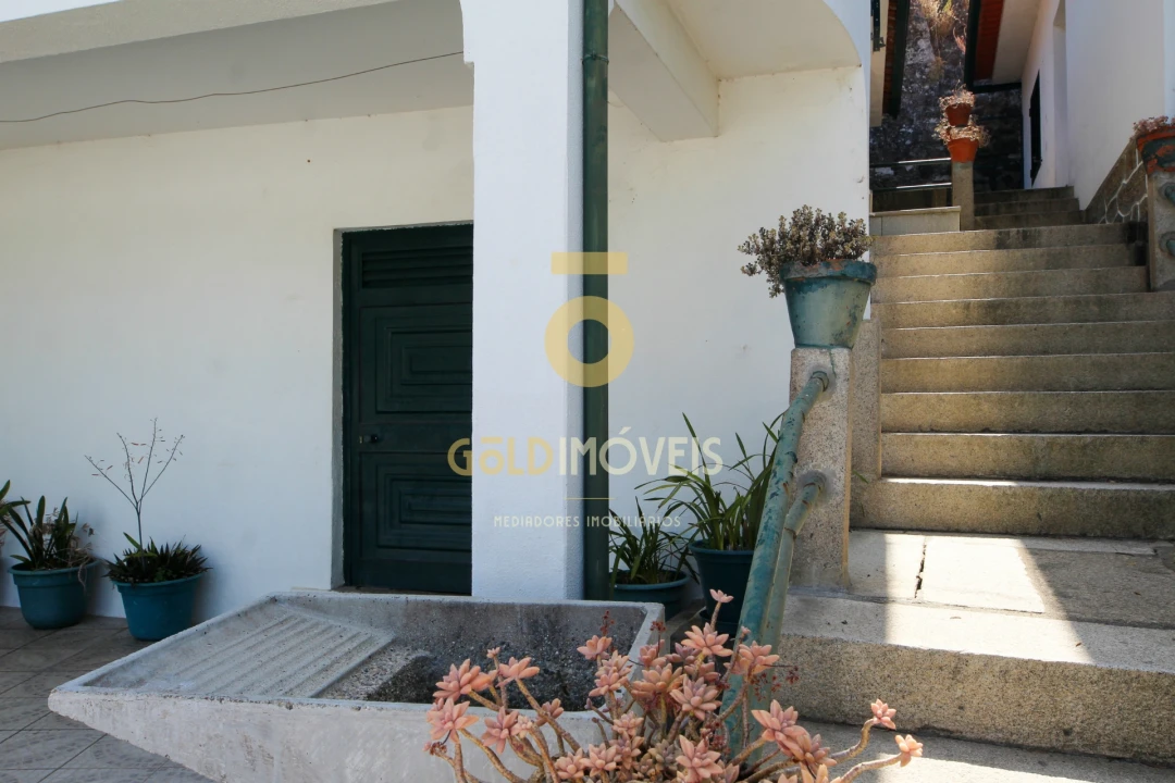 Moradia T0 para Venda em Alpendorada, Várzea e Torrão Foto 21