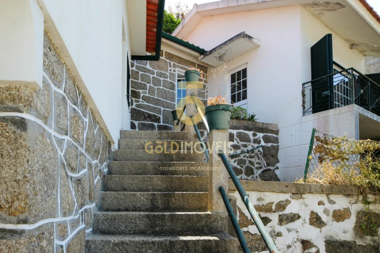 Moradia T0 para Venda em Alpendorada, Várzea e Torrão Foto 7