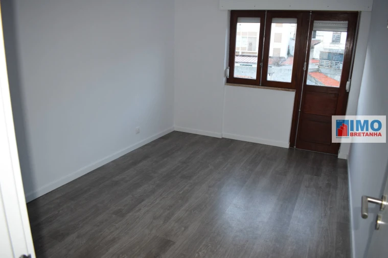 Apartamento T2 para Arrendamento em Covilhã e Canhoso Foto 8