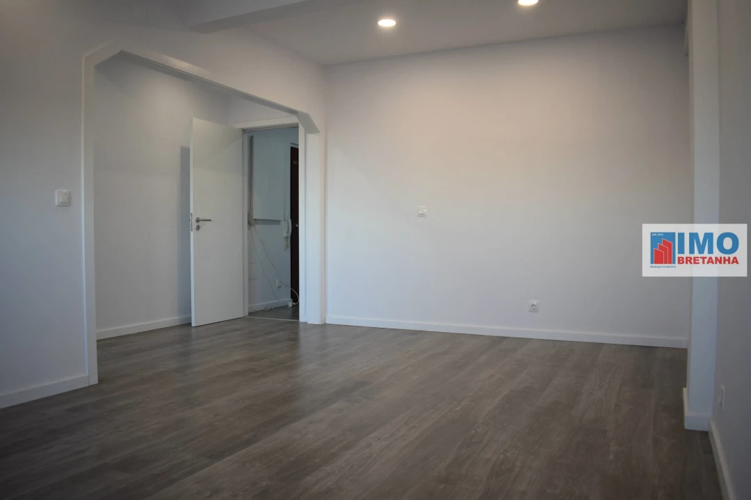 Apartamento T2 para Arrendamento em Covilhã e Canhoso Foto 6