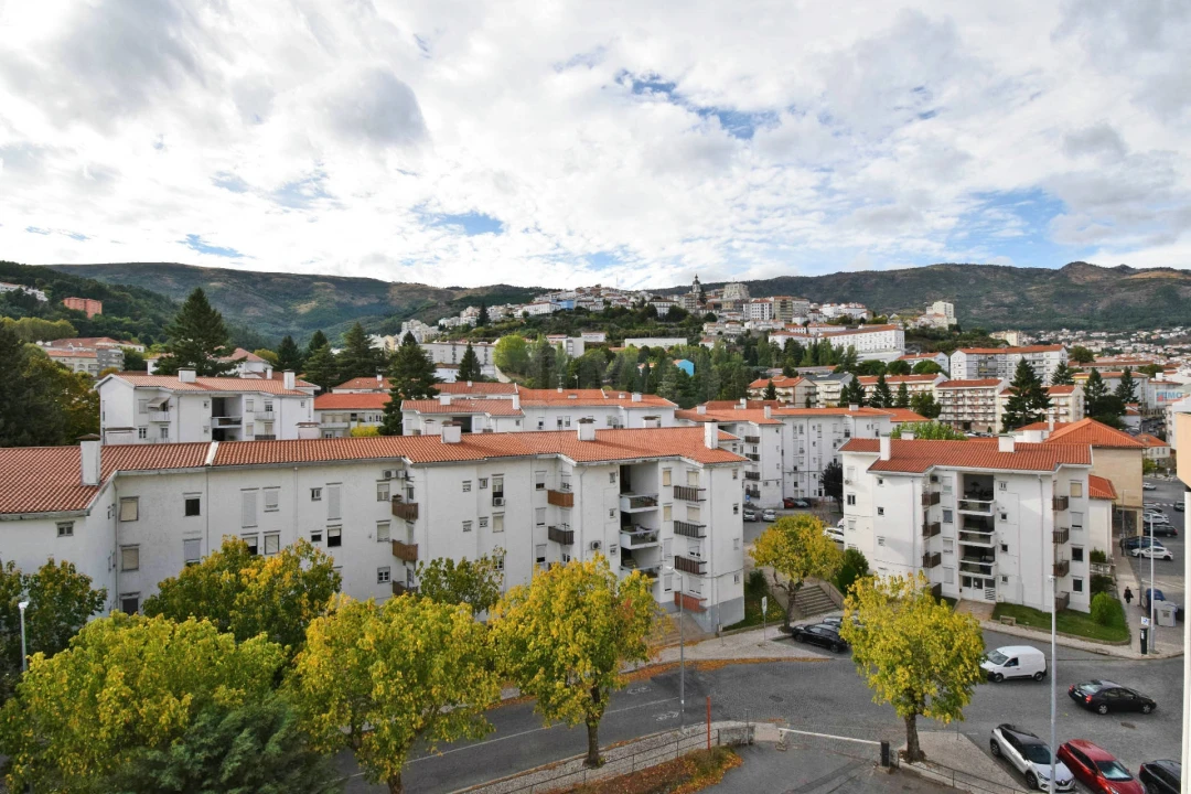 Apartamento T1 para Arrendamento em Covilhã e Canhoso Foto 7