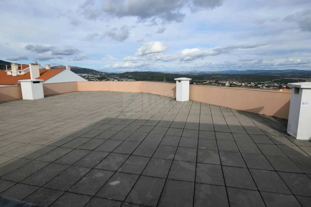 Apartamento T1 para Arrendamento em Covilhã e Canhoso Foto 6
