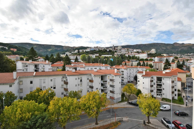 Apartamento T1 para Arrendamento em Covilhã e Canhoso Foto 7