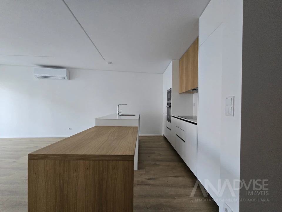Apartamento T1 para Arrendamento em Mafamude e Vilar do Paraíso Foto 28