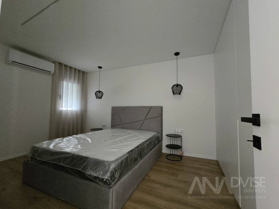 Apartamento T1 para Arrendamento em Mafamude e Vilar do Paraíso Foto 10
