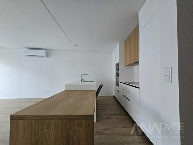 Apartamento T1 para Arrendamento em Mafamude e Vilar do Paraíso Foto 24