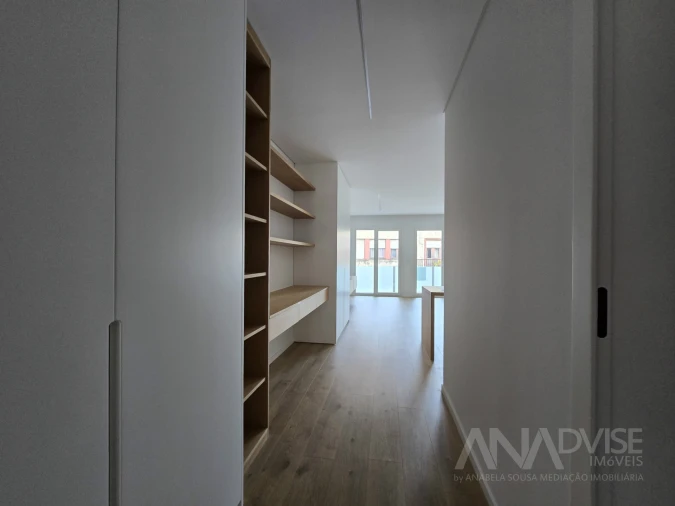 Apartamento T1 para Arrendamento em Mafamude e Vilar do Paraíso Foto 23