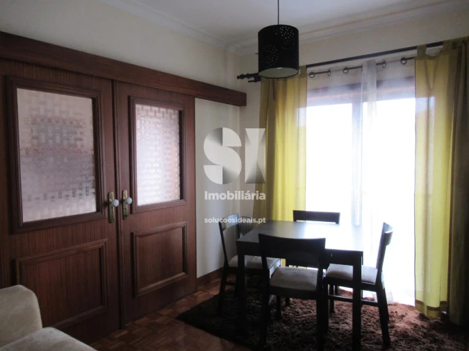 Apartamento T1 para Arrendamento em Sé Nova, Santa Cruz, Almedina e São Bartolomeu Foto 7