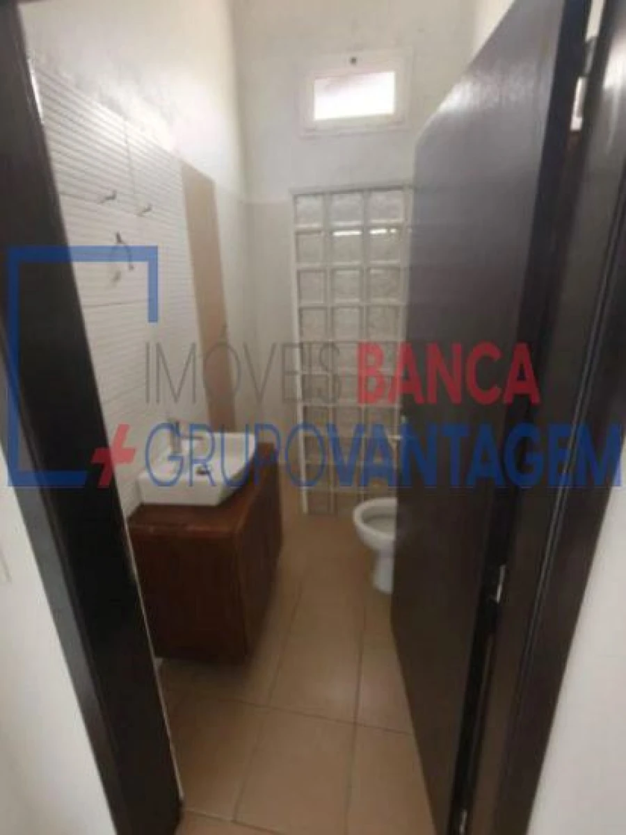 Moradia T6 para Venda em Estreito de Camara de Lobos Foto 10