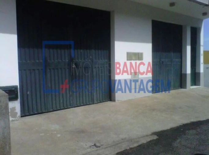 Moradia T6 para Venda em Estreito de Camara de Lobos Foto 15